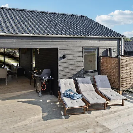 Holiday home Lovely In With Wifi Haderslev