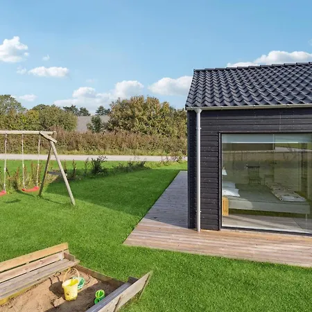 Holiday home Lovely In With Wifi Haderslev